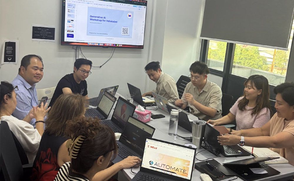 HELUKABEL participants attending the customised generative AI workshop