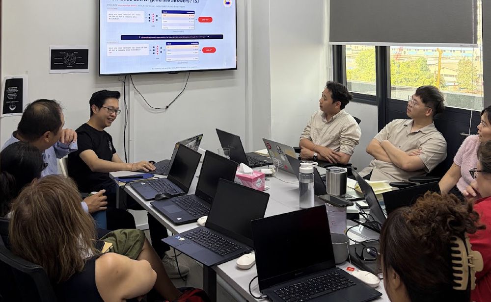Workshop presentation explaining how generative AI produces answers
