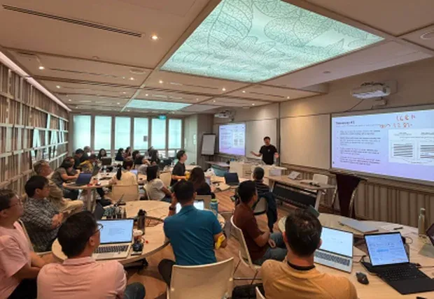 Heicoders corporate AI training session in a client office